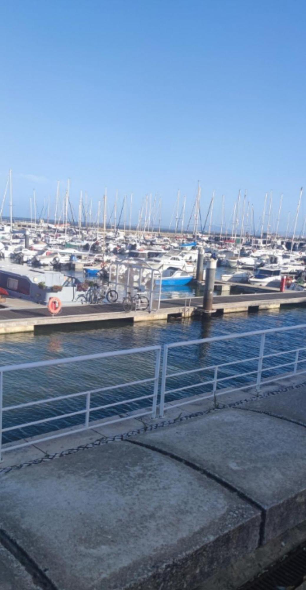 Boat Hotel en barco Lisboa